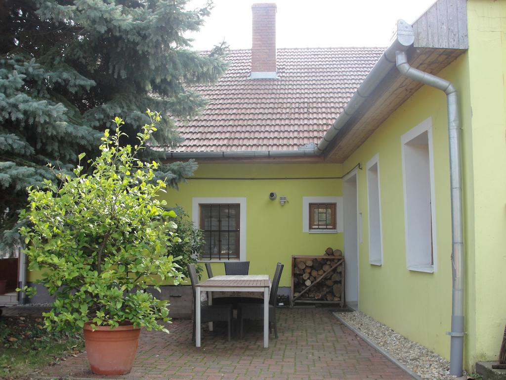 Zanati Apartmannhaz Nagykapornak 外观 照片